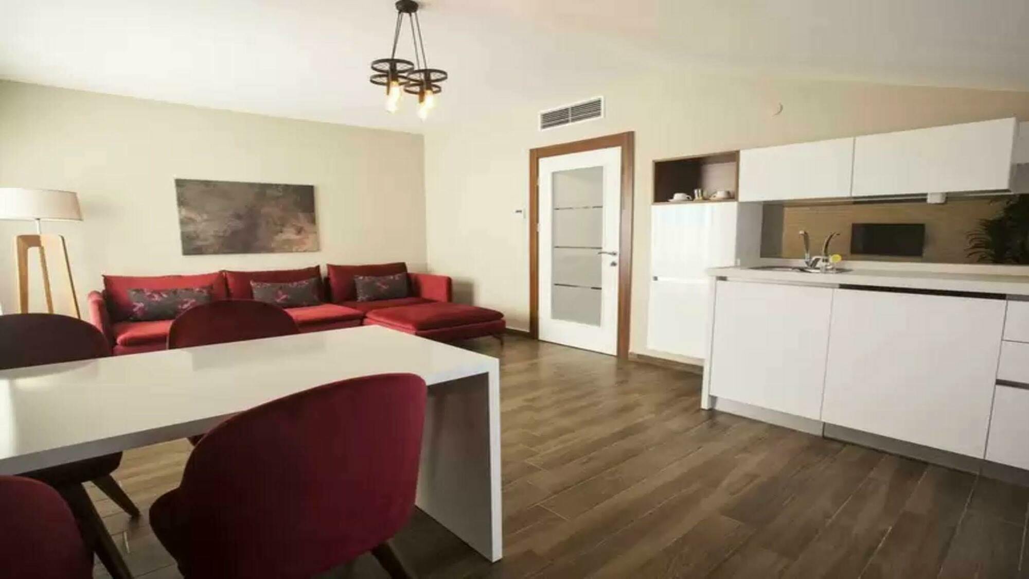 Maxuite Hotel In Home アクチャイ エクステリア 写真
