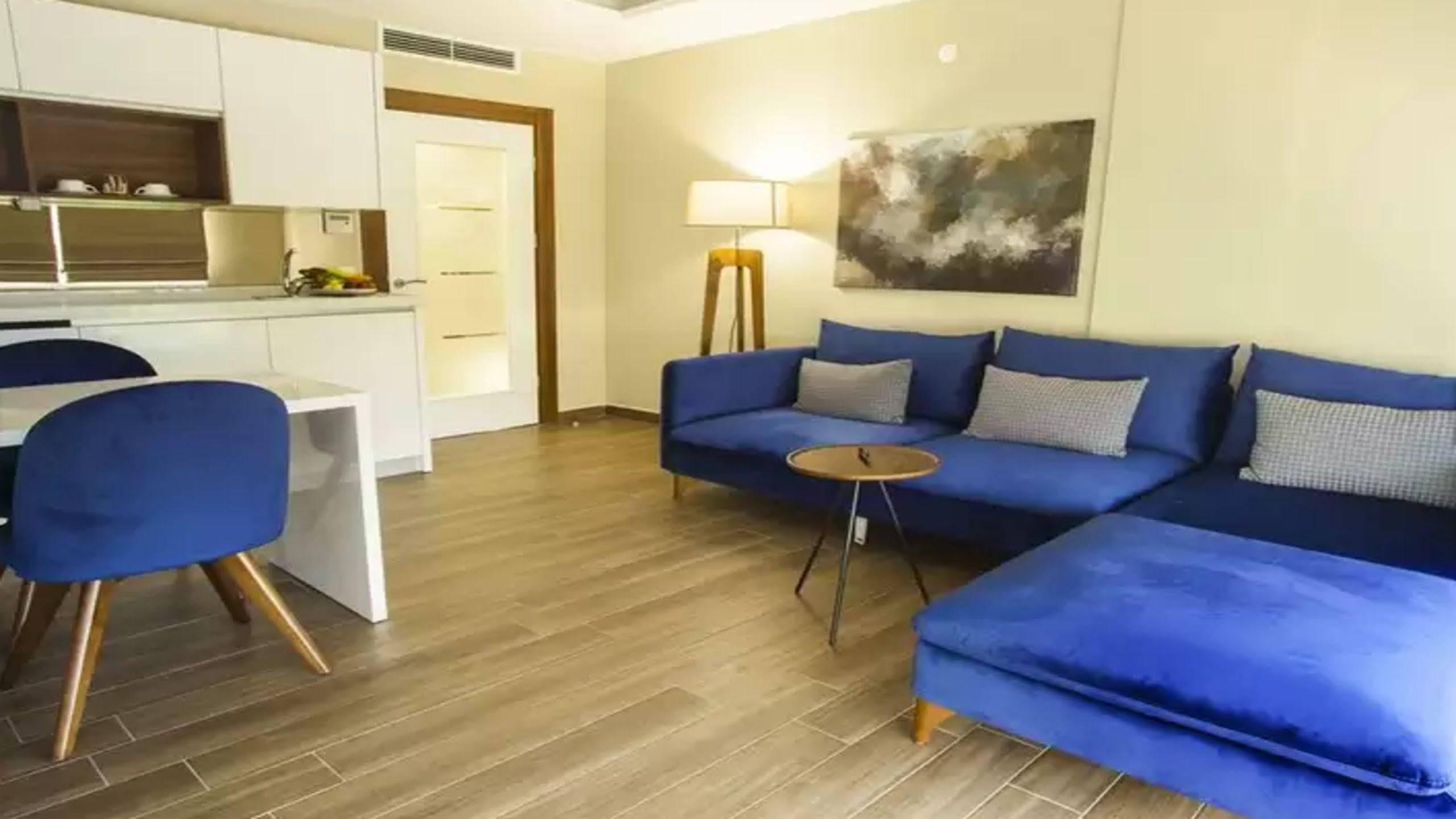 Maxuite Hotel In Home アクチャイ エクステリア 写真
